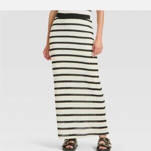 Universal Thread Knit Black & White Maxi Skirt